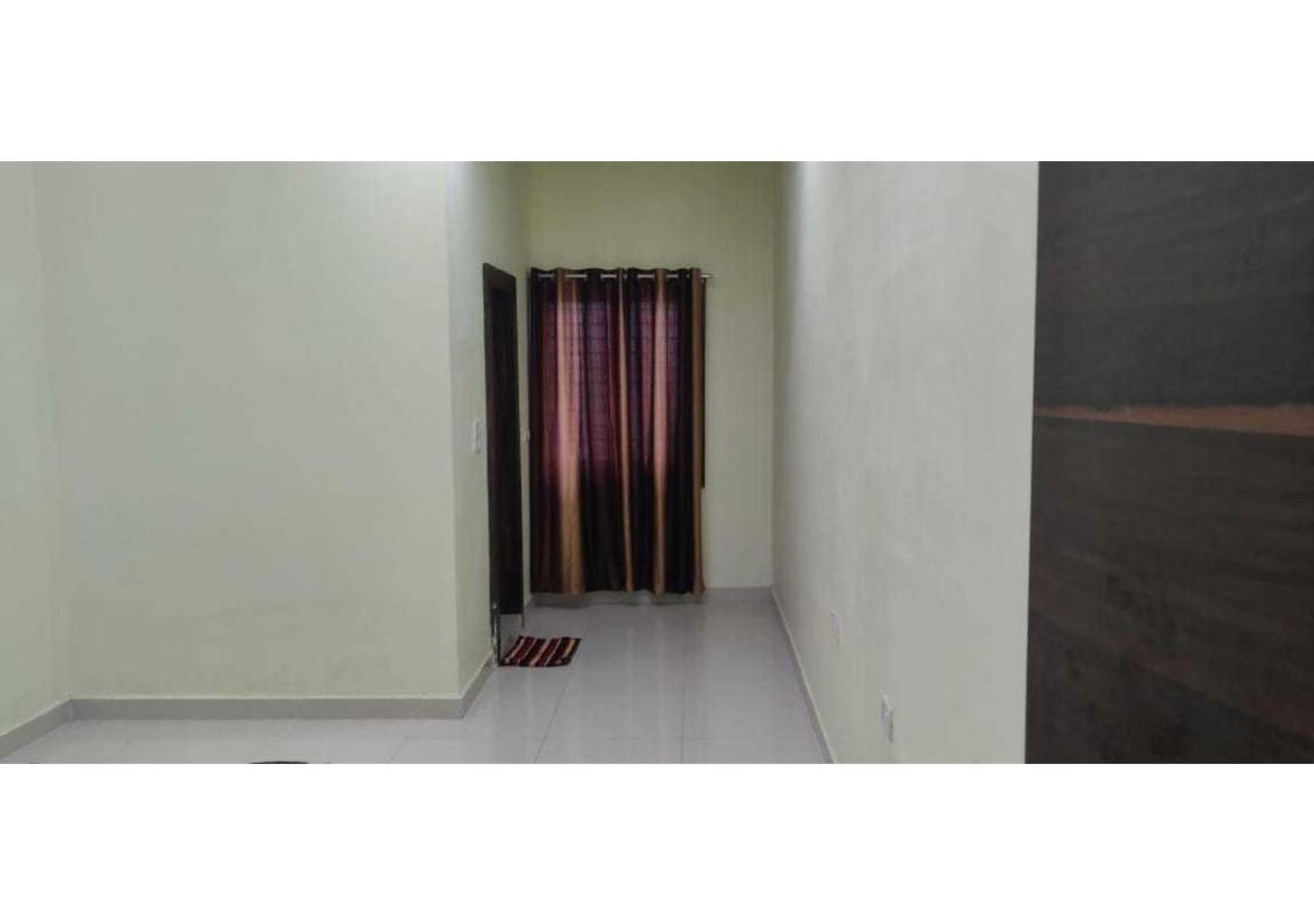 Hotel Parag Palace Dzsabalpur Kültér fotó